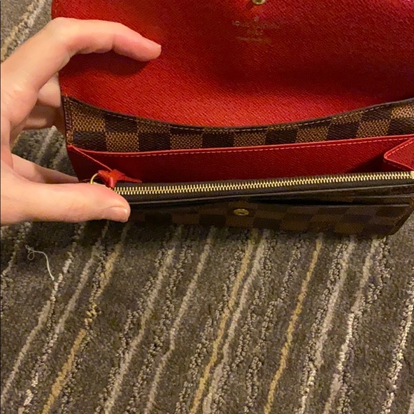 Emilie Wallet - Picture 5 of 7